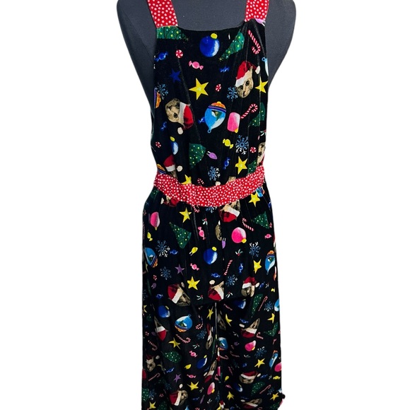 Love On A Hanger Black Christmas Ugly Sweater Kitty Cat Velour Overalls Sz Small - Picture 5 of 10